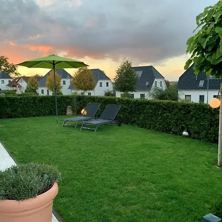 Haus Seeblick Modern Retreat Göhren-Lebbin
