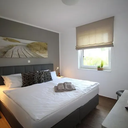 Haus Seeblick Modern Retreat * Göhren-Lebbin