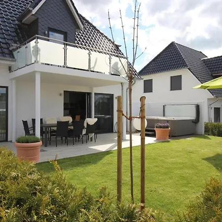 Haus Seeblick Modern Retreat Casa de Férias