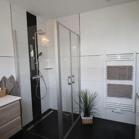 Haus Seeblick Modern Retreat Casa de Férias *